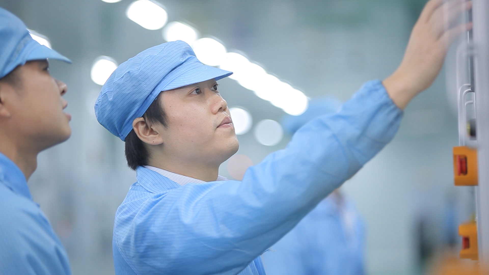 1757385762957244.png 序列 01.00_08_43_17.Still022.png